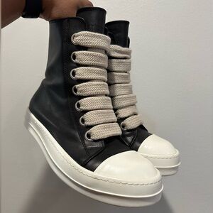 RICK OWENS JUMBOLACED SNEAKERS IN BLACK, FULL GRAIN CALF LEATHER SIZE 42